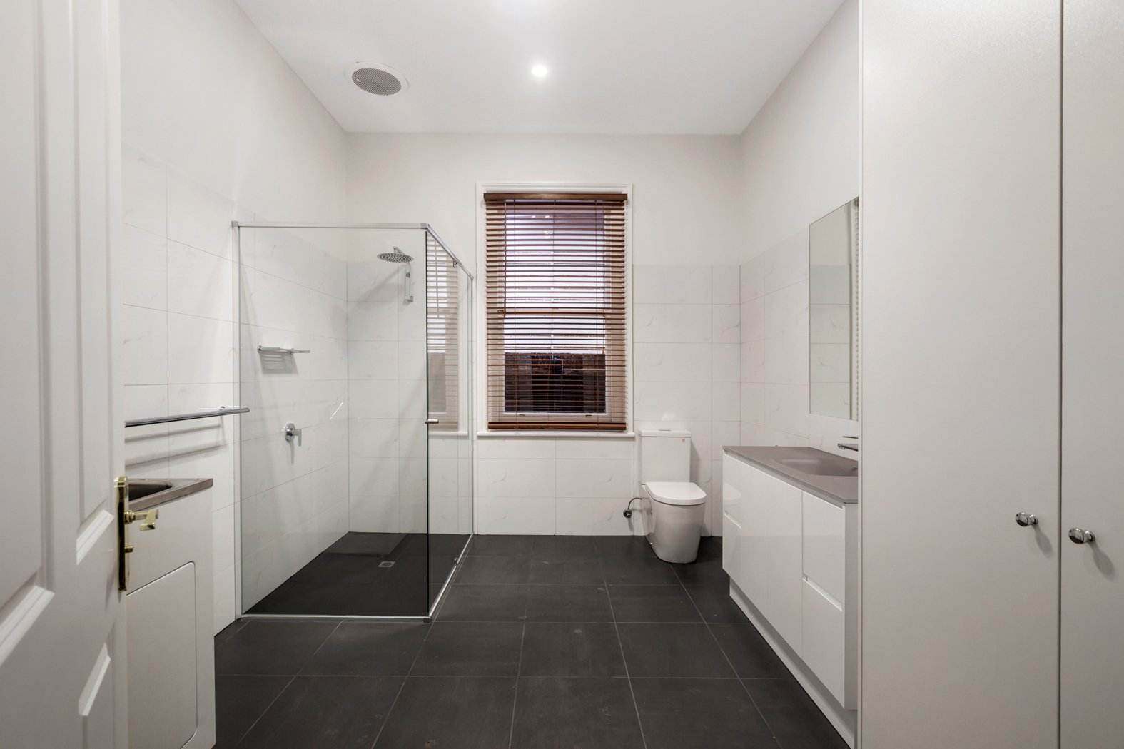 44 Glengyle Street, Coburg image 3