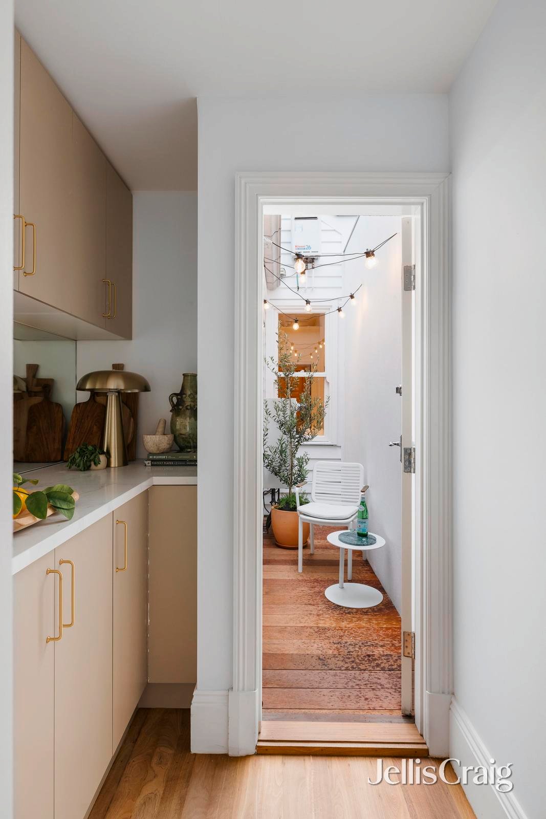 44 Herbert Street, Albert Park image 12