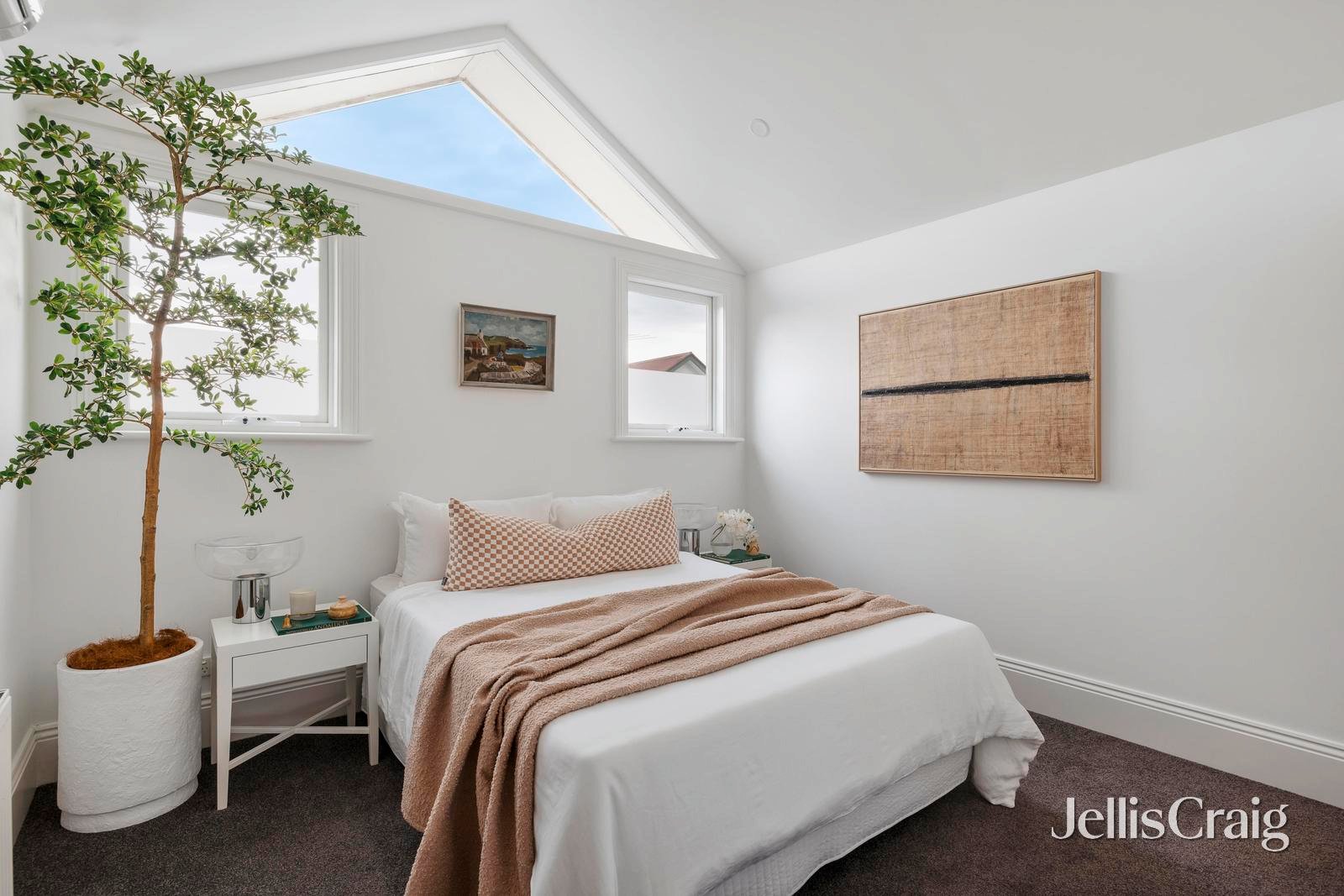 44 Herbert Street, Albert Park image 17