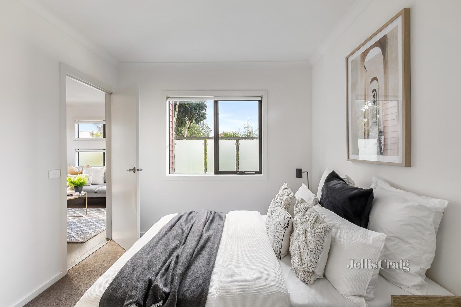 4/4 Hinton Road, Glen Huntly image 7