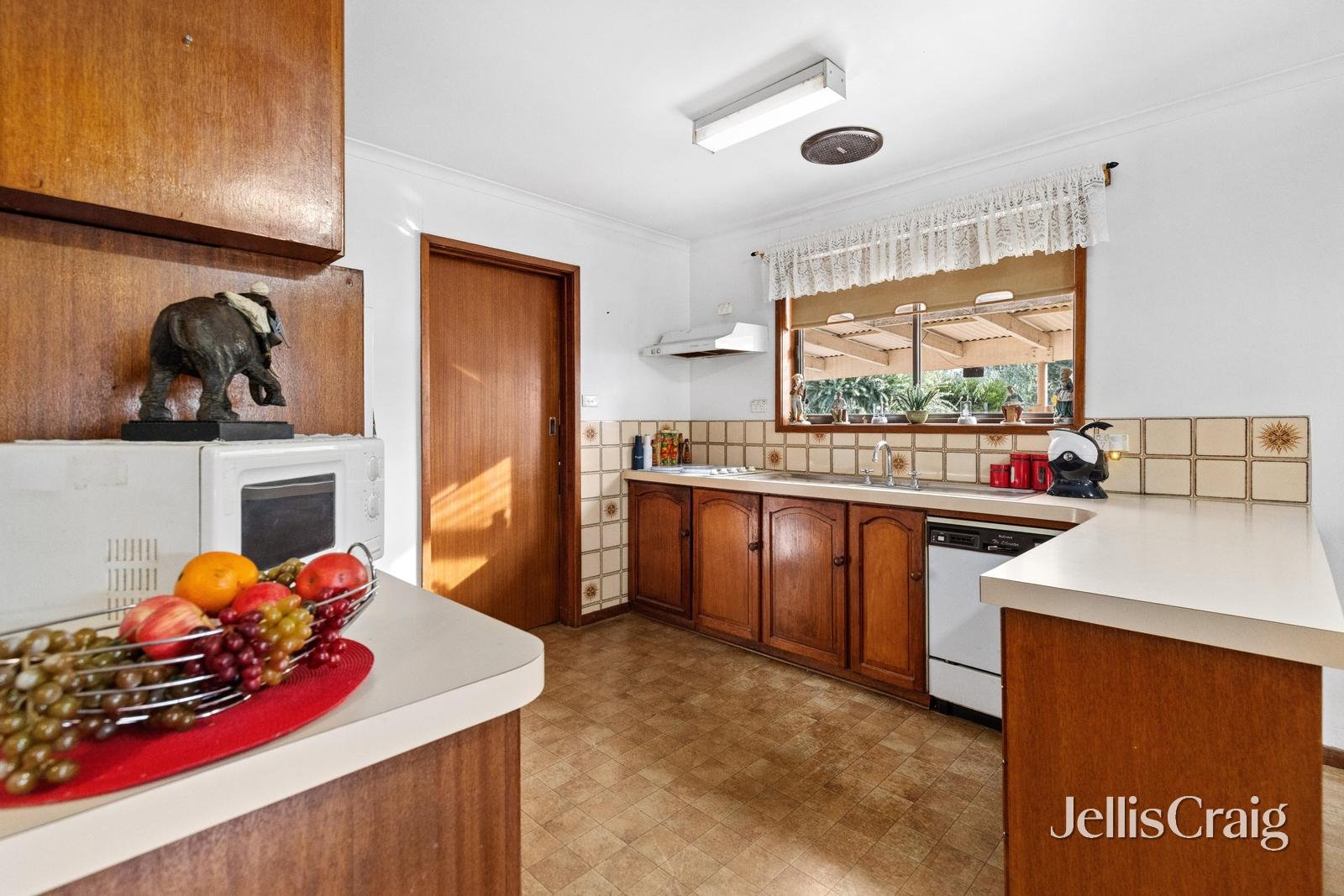 44 Iona Drive, Sebastopol image 3