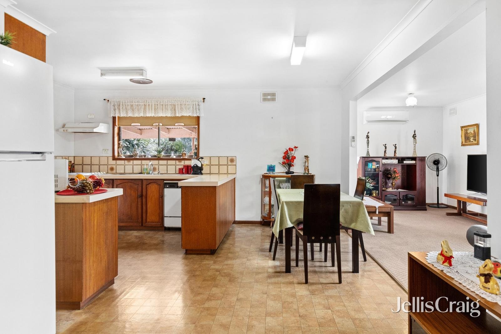 44 Iona Drive, Sebastopol image 5