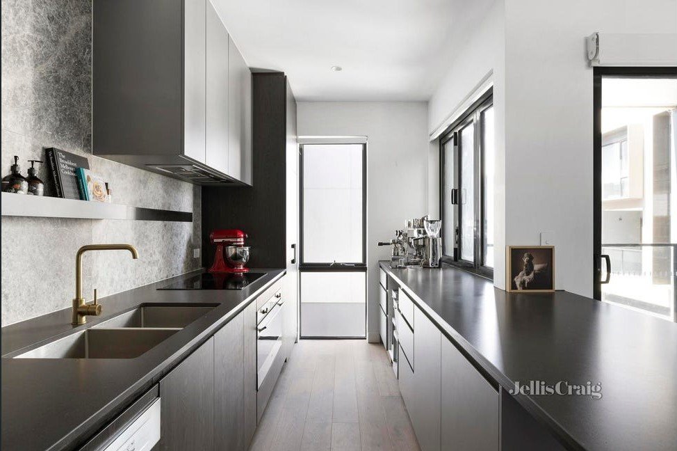 44 Joel Terrace, Alphington image 2