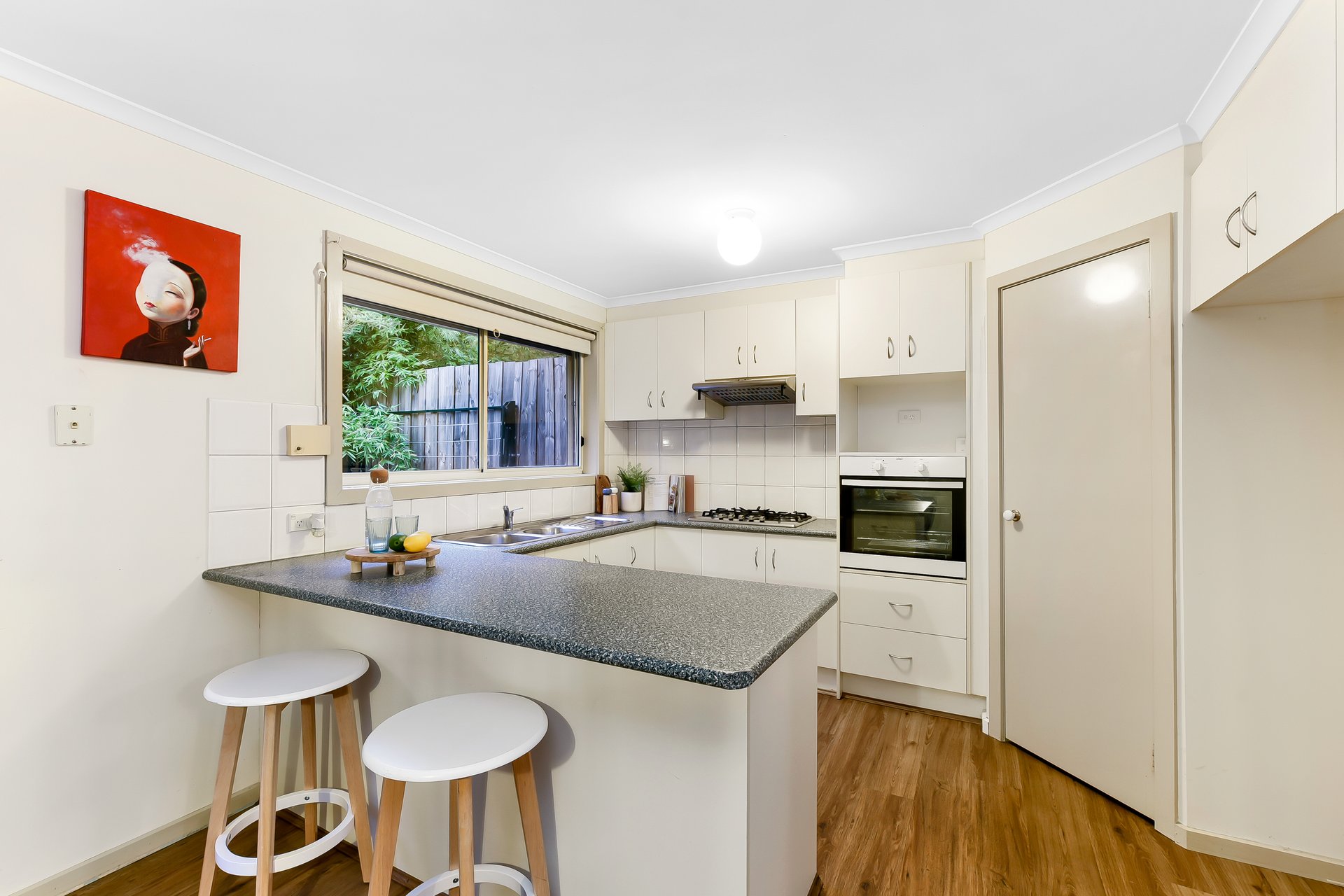 44 Kierens Way, Chadstone image 6