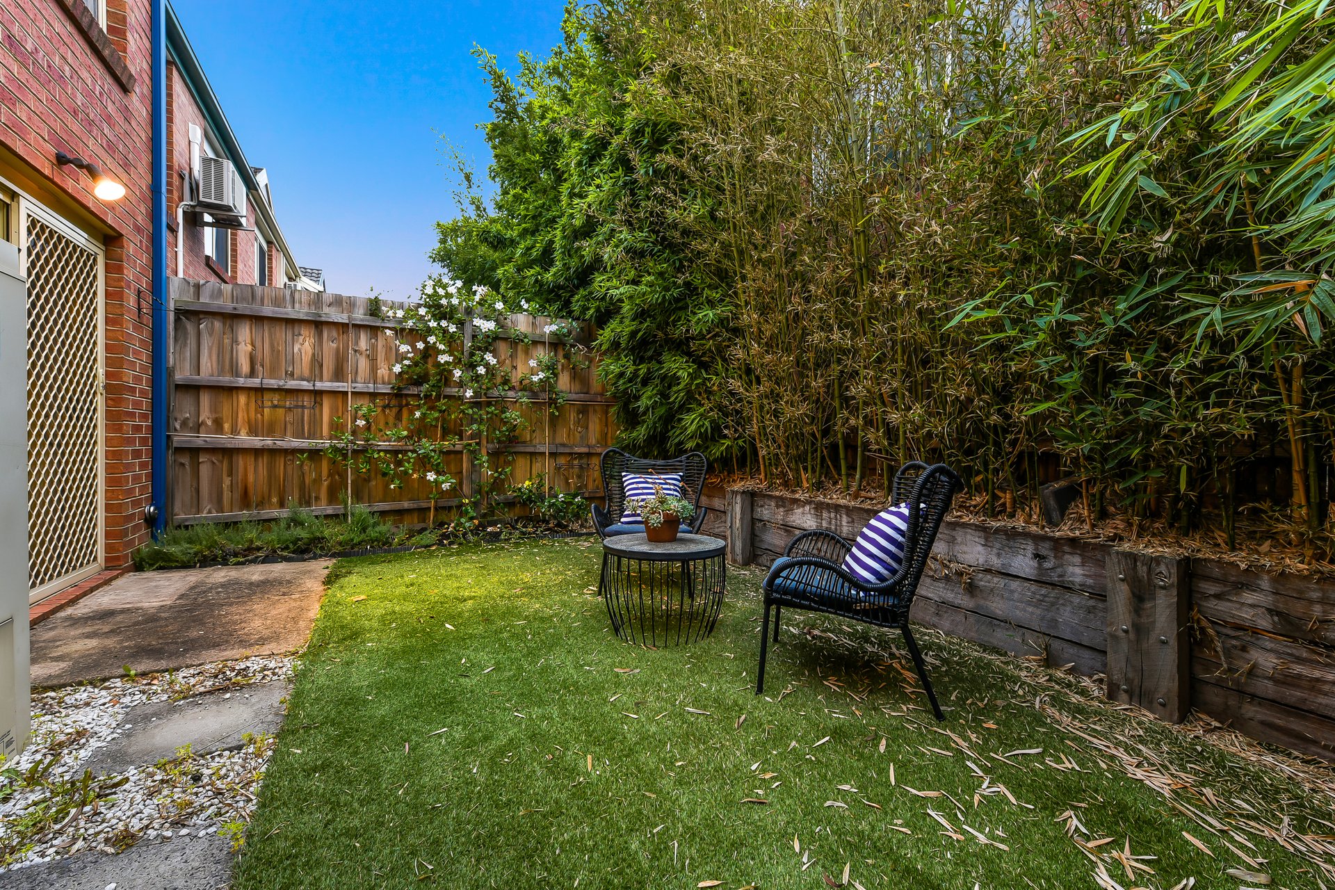 44 Kierens Way, Chadstone image 13