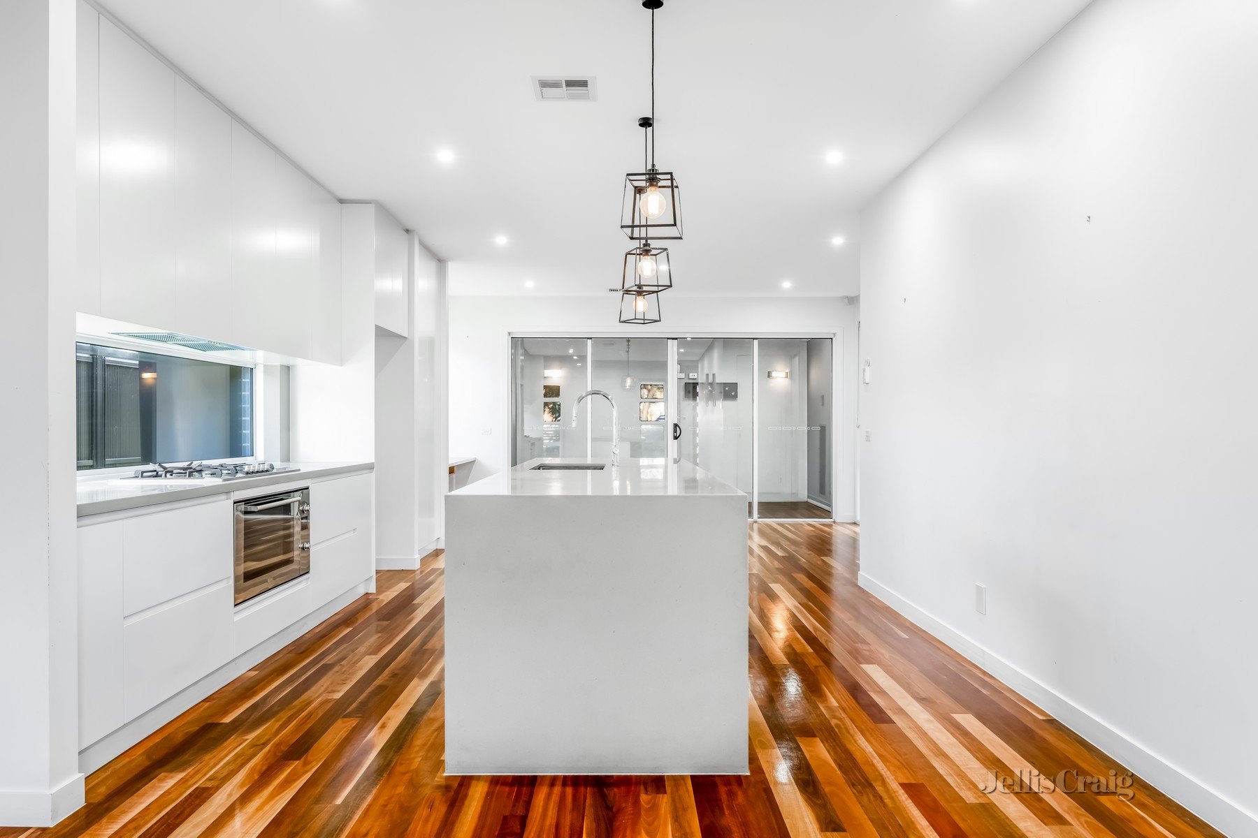 44 Lawson Street, Essendon image 2