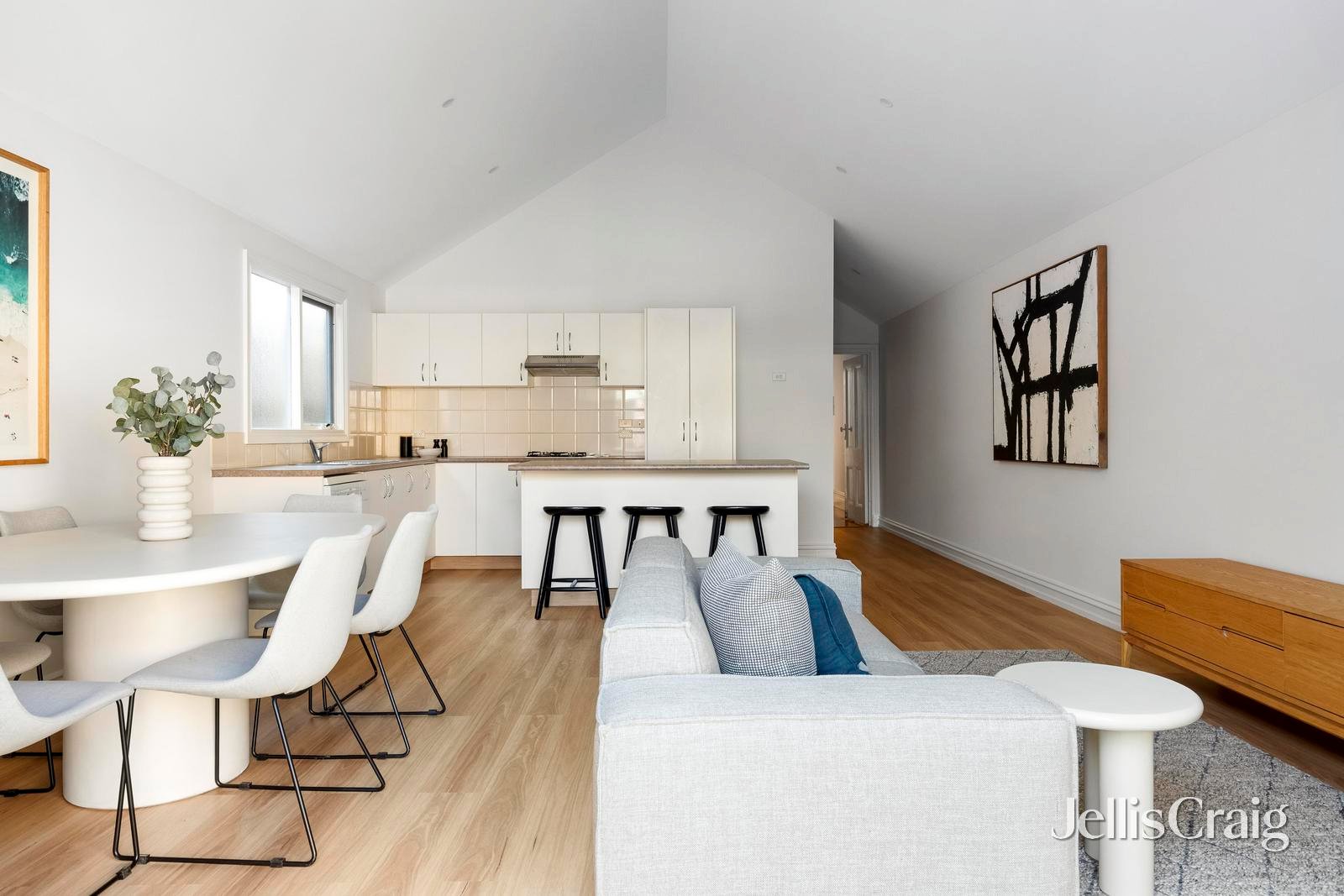 44 Leslie Street, Richmond image 4