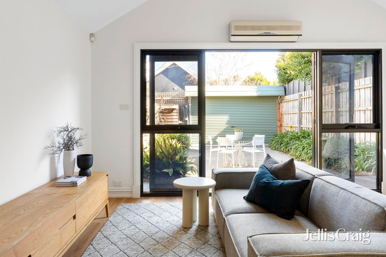 44 Leslie Street, Richmond image 5