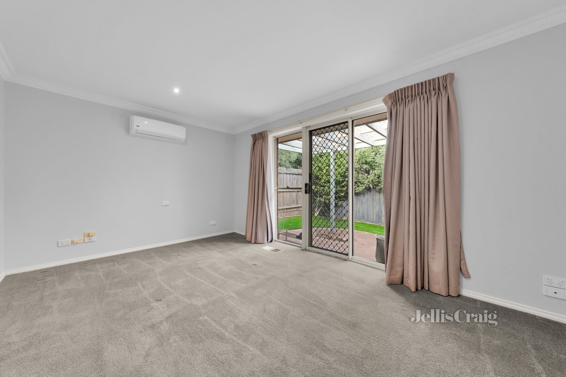 44 Leyland Road, Mount Waverley image 3