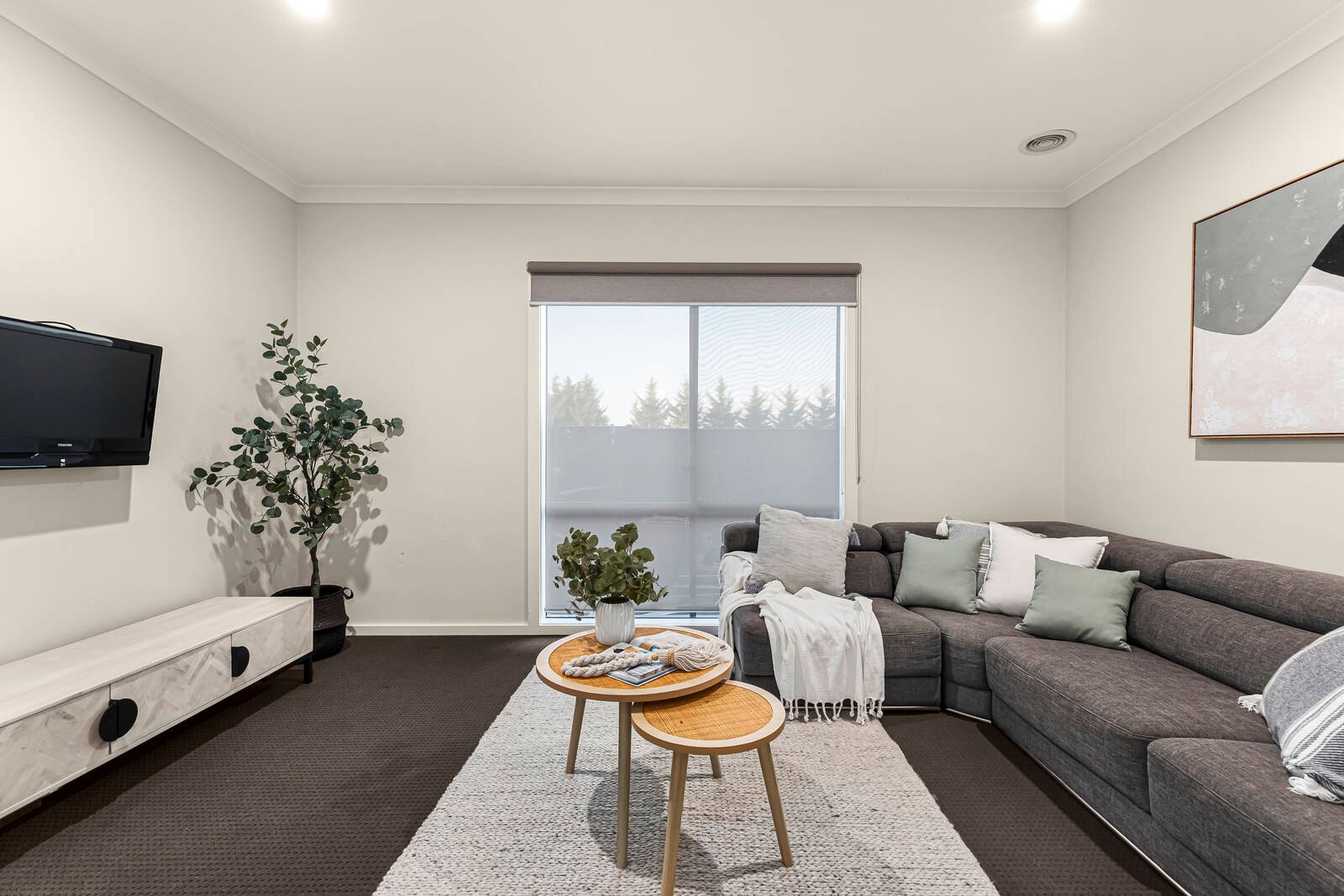 Property Gallery Thumbnail 2