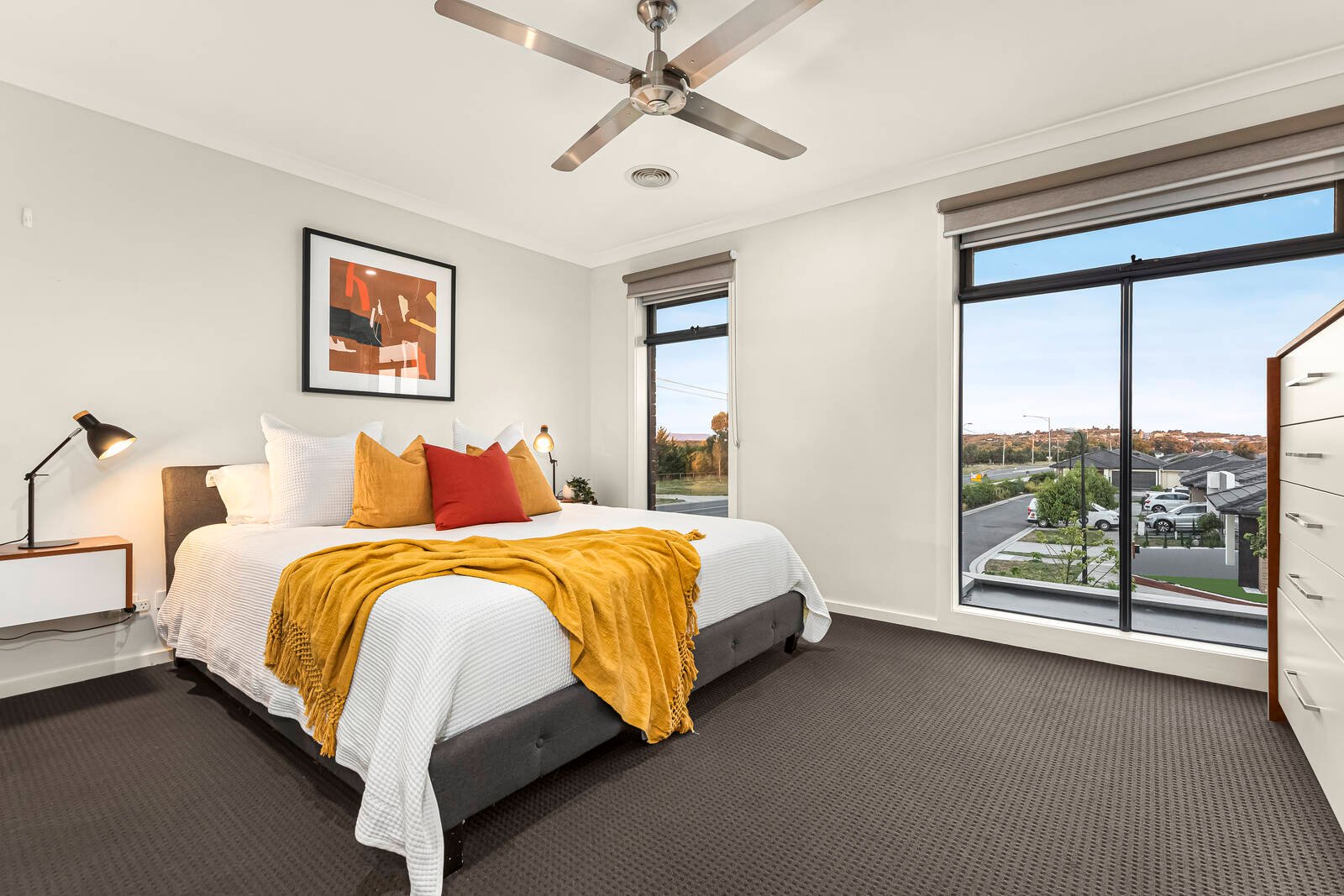 Property Gallery Thumbnail 6