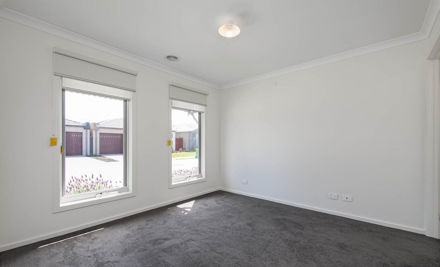 44 Manchester Boulevard, Officer image 6