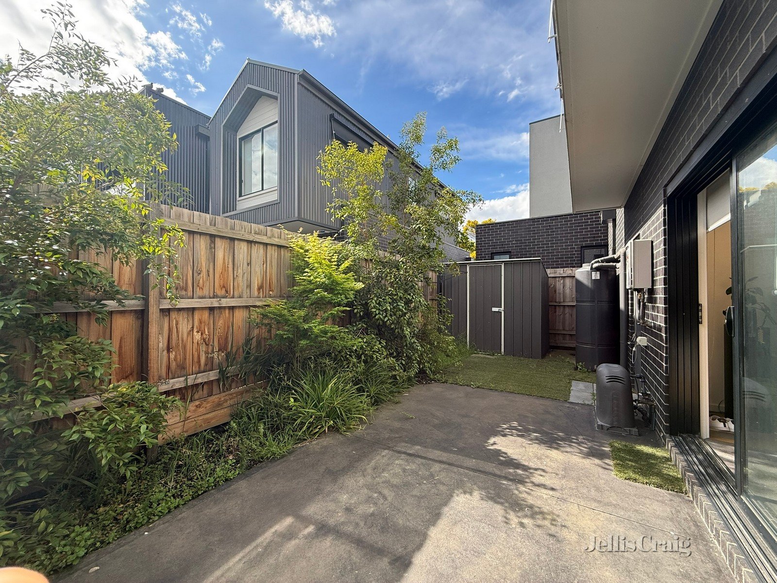 4/4 McComas Street, Reservoir image 6