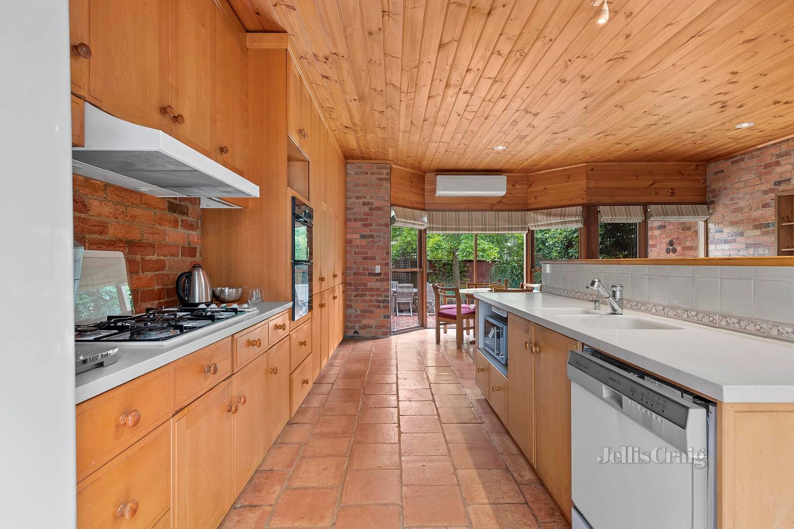 44 Moubray Street, Albert&nbsp;Park image 3