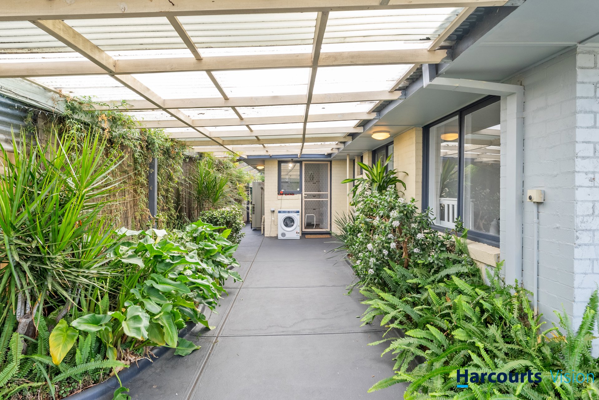 44 Moyangul Drive, Keilor East image 9