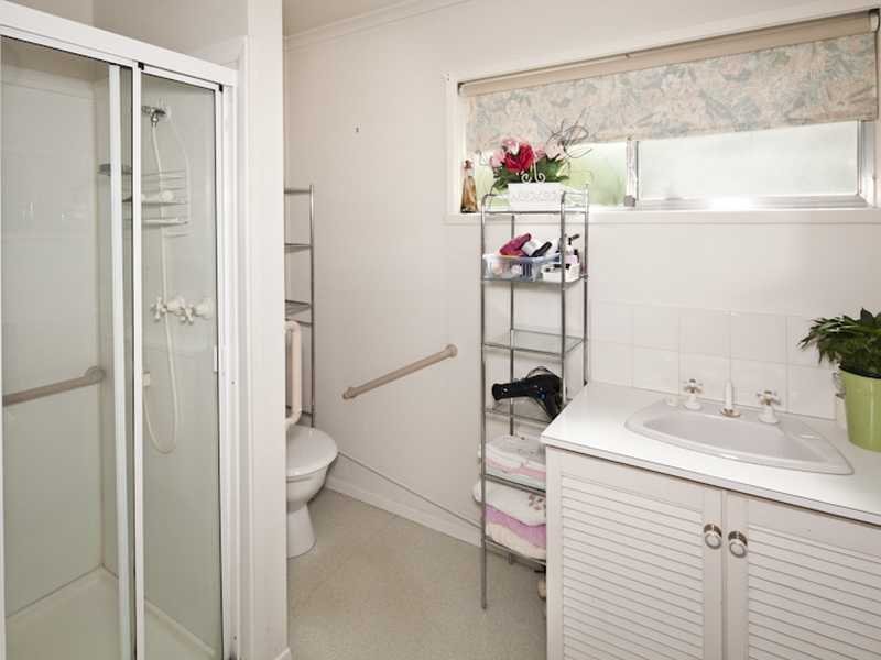 44 Nagle Drive, Belmont image 12
