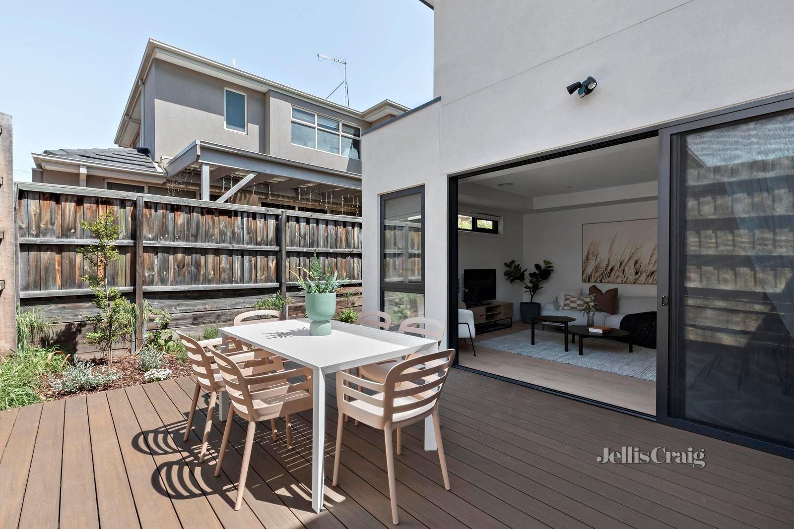 4/4 Napier Crescent, Essendon image 14