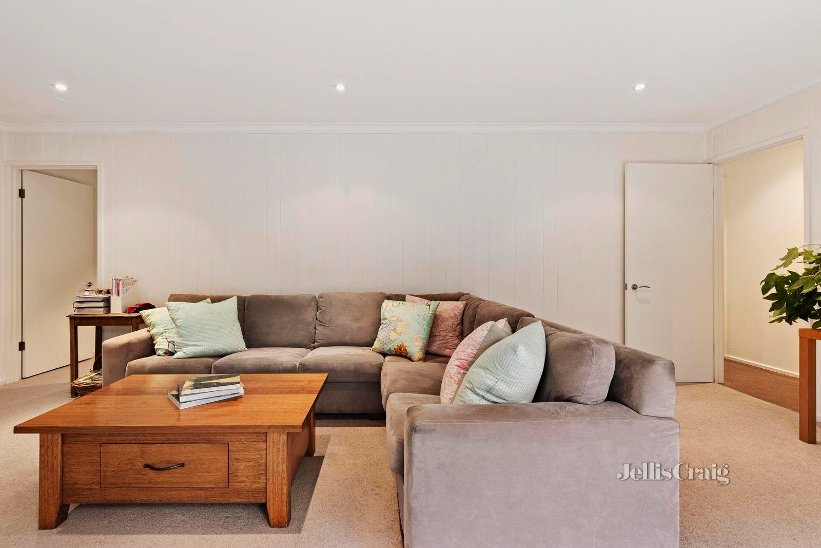 44 Park Hill Drive, Ringwood North image 3