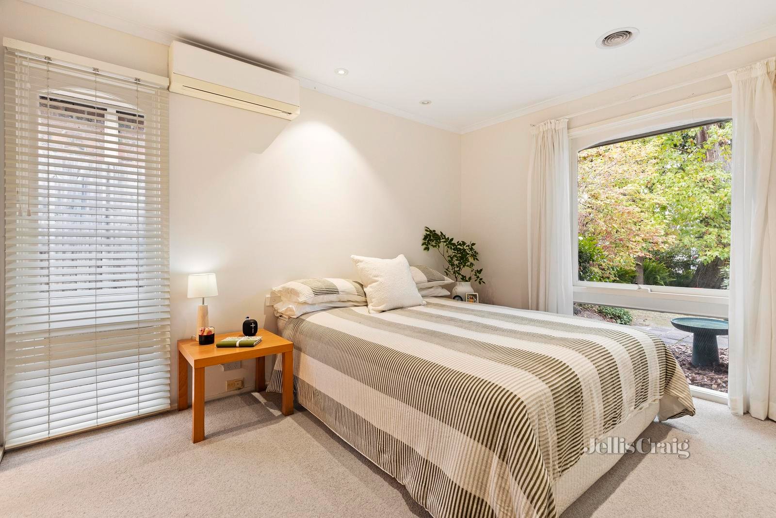 44 Park Hill Drive, Ringwood North image 6