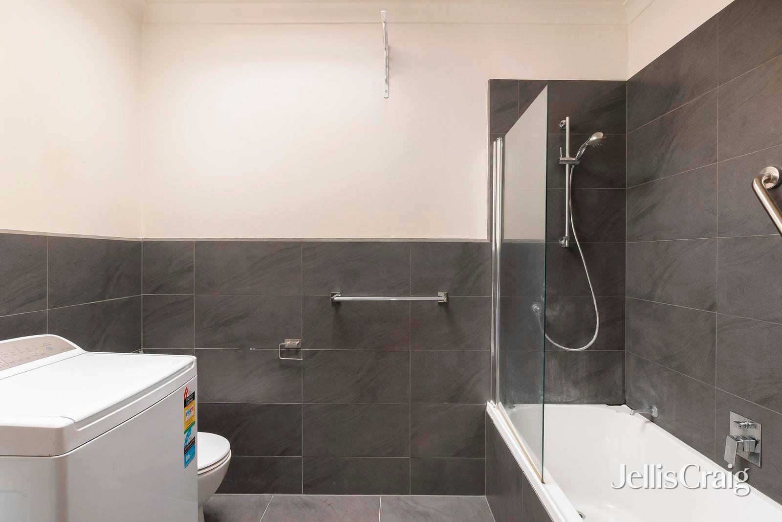 44 Price Street, Essendon image 8