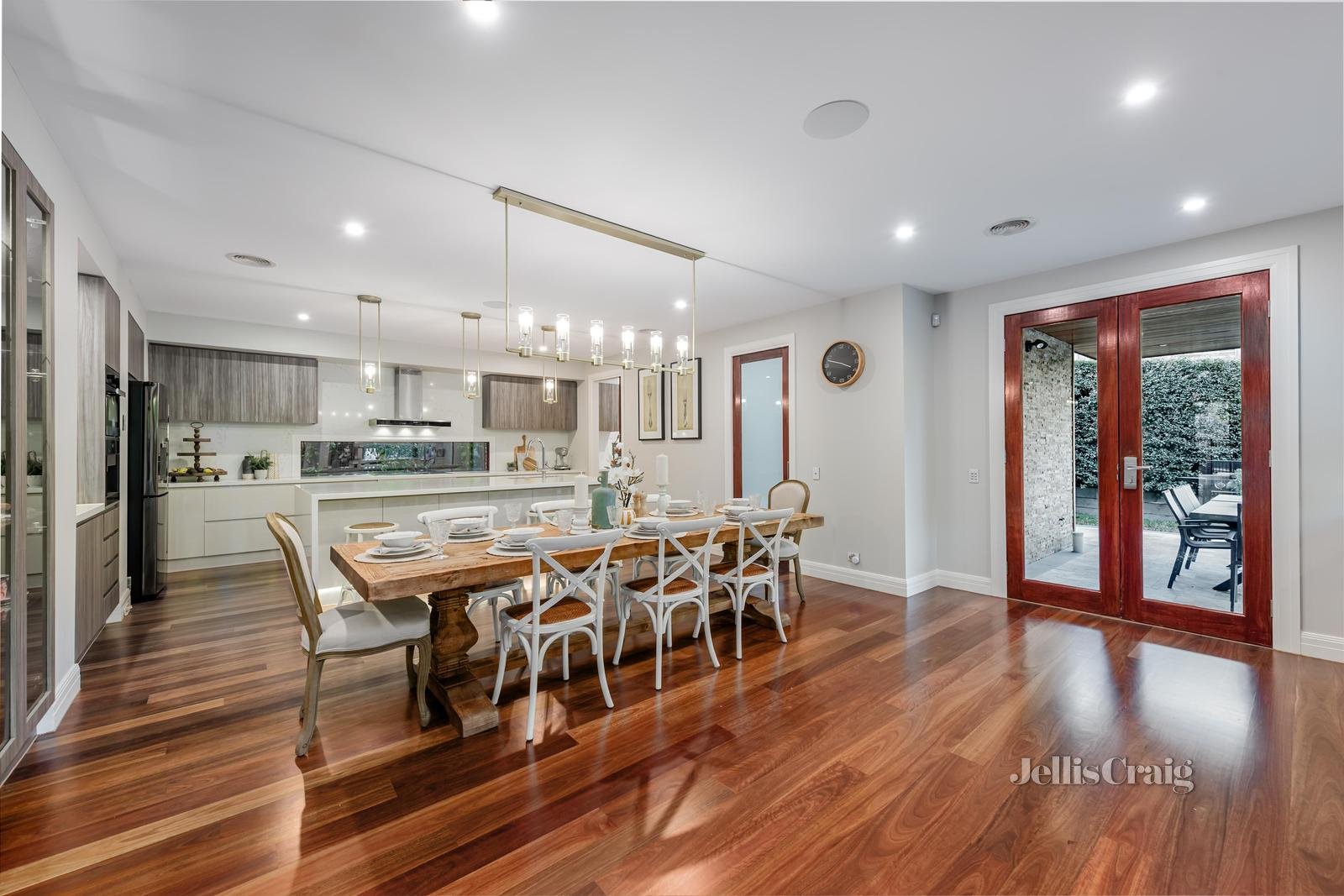 44 Regent Street, Mount Waverley image 6