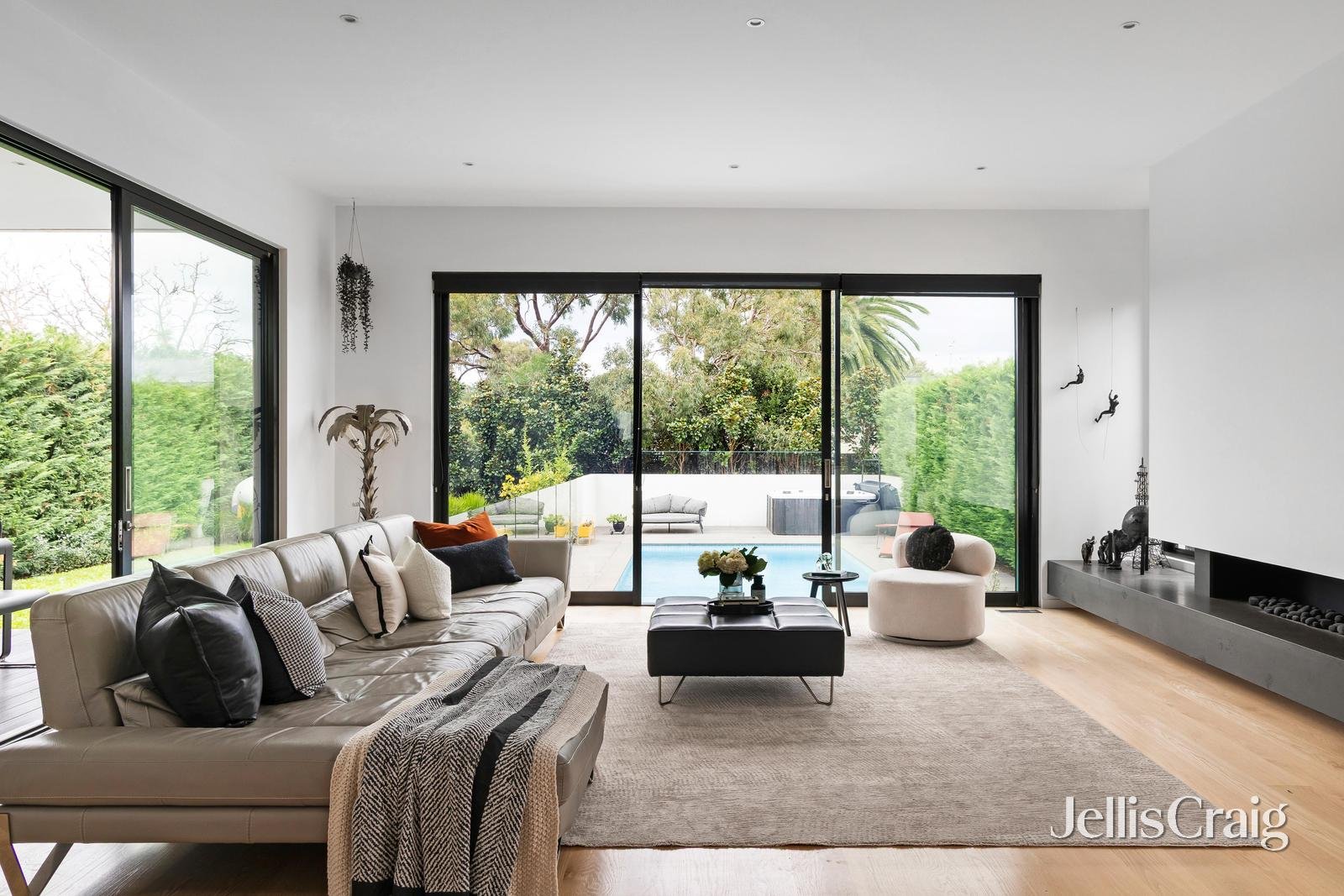 44 Rose Street, Mckinnon image 3
