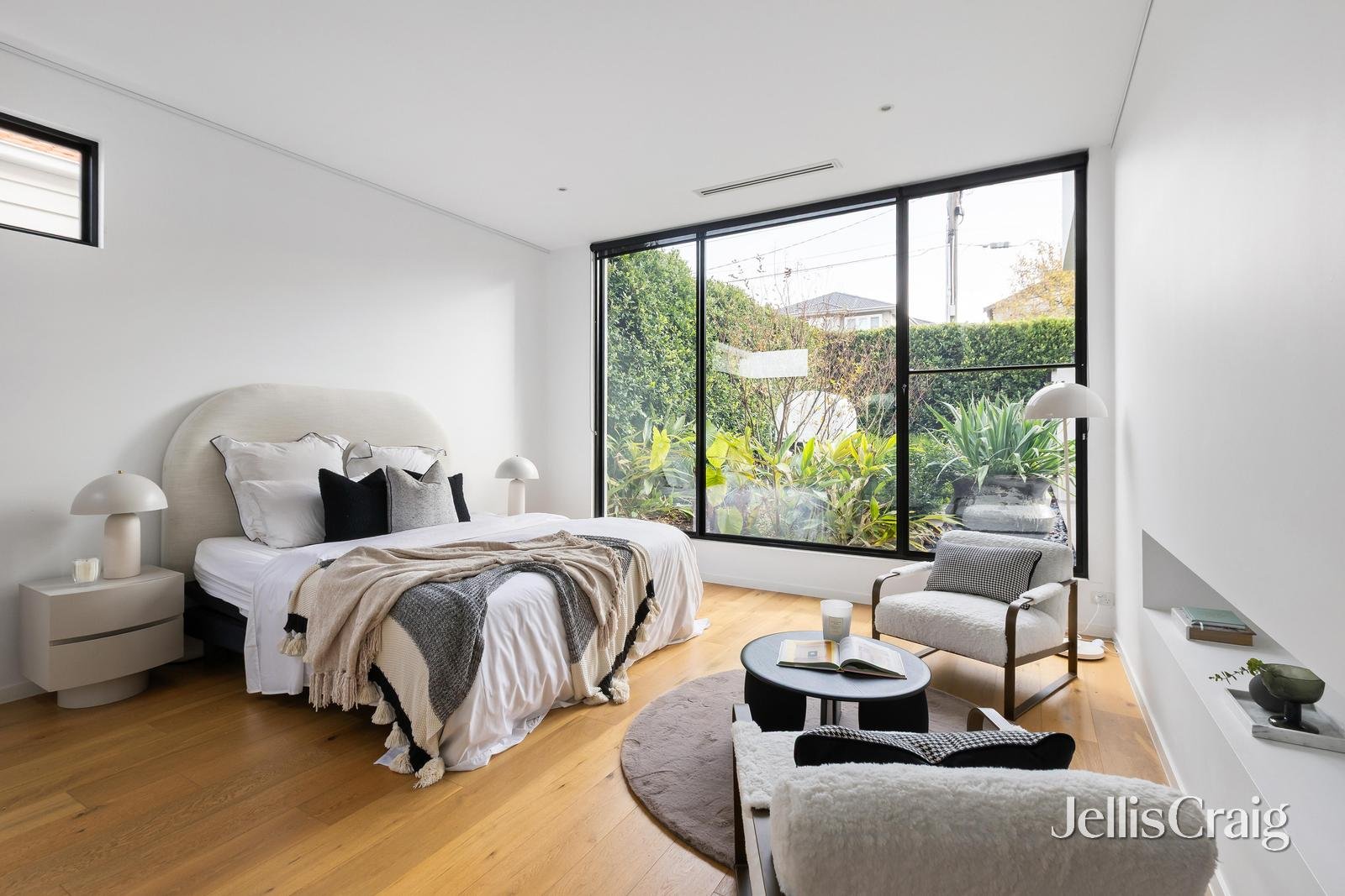 44 Rose Street, Mckinnon image 8