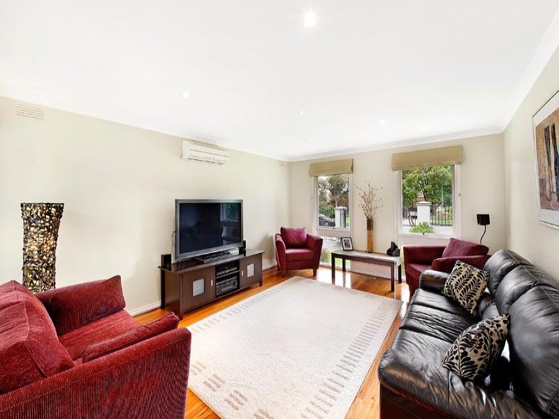 44 Sheahans Road, Bulleen image 2