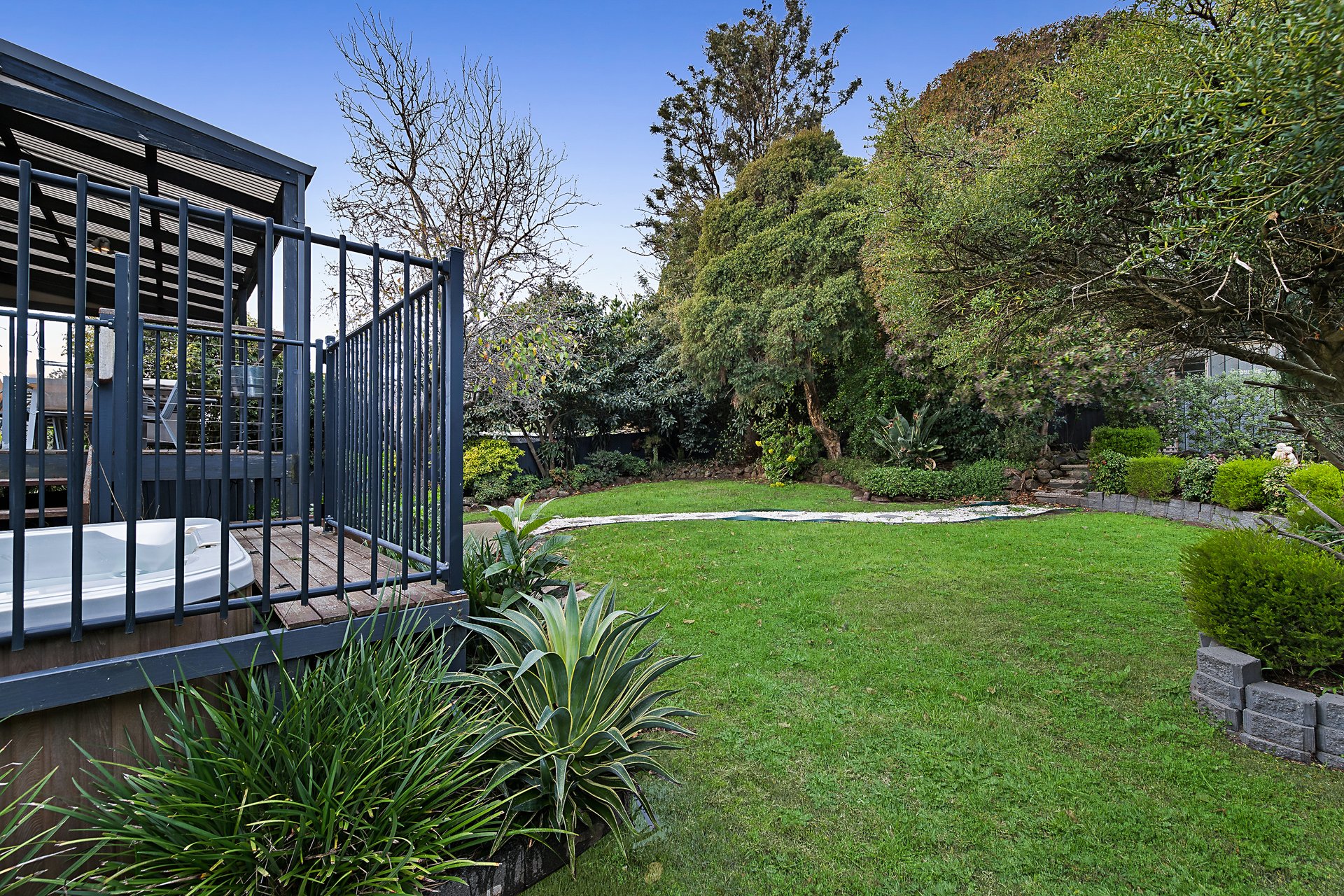 44 Stephensons Road, Mount Waverley image 11