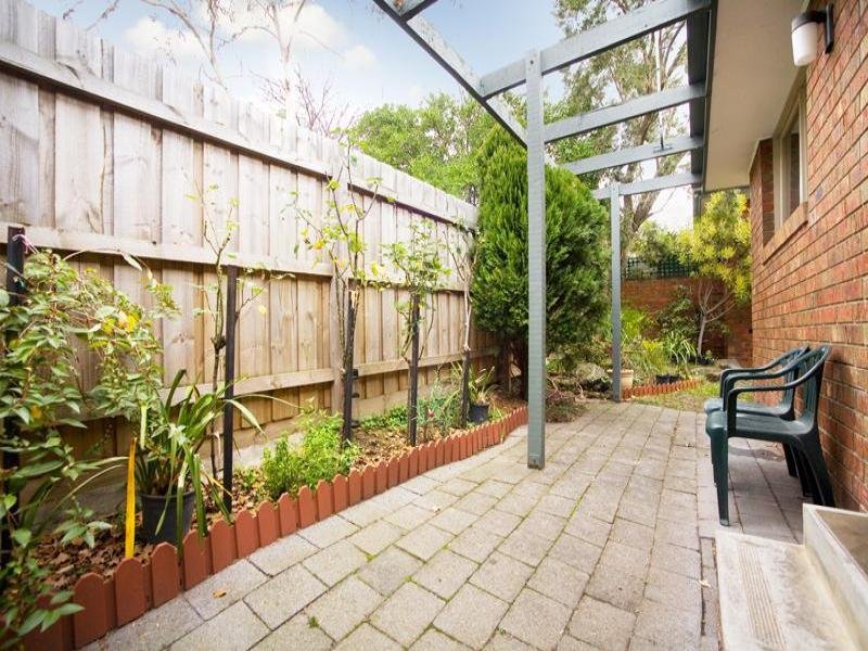 4/4 Terry Street, Balwyn image 5