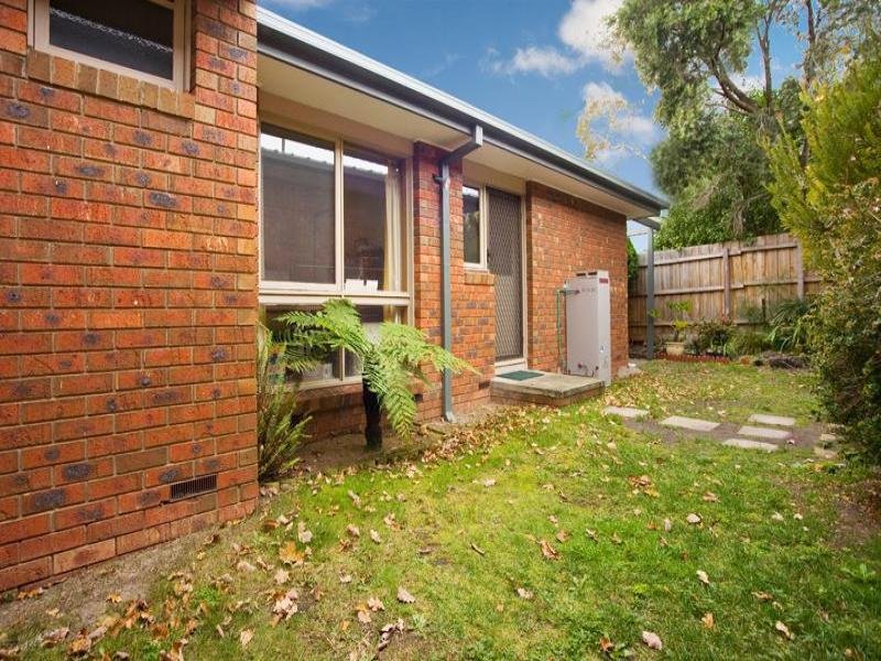 4/4 Terry Street, Balwyn image 6