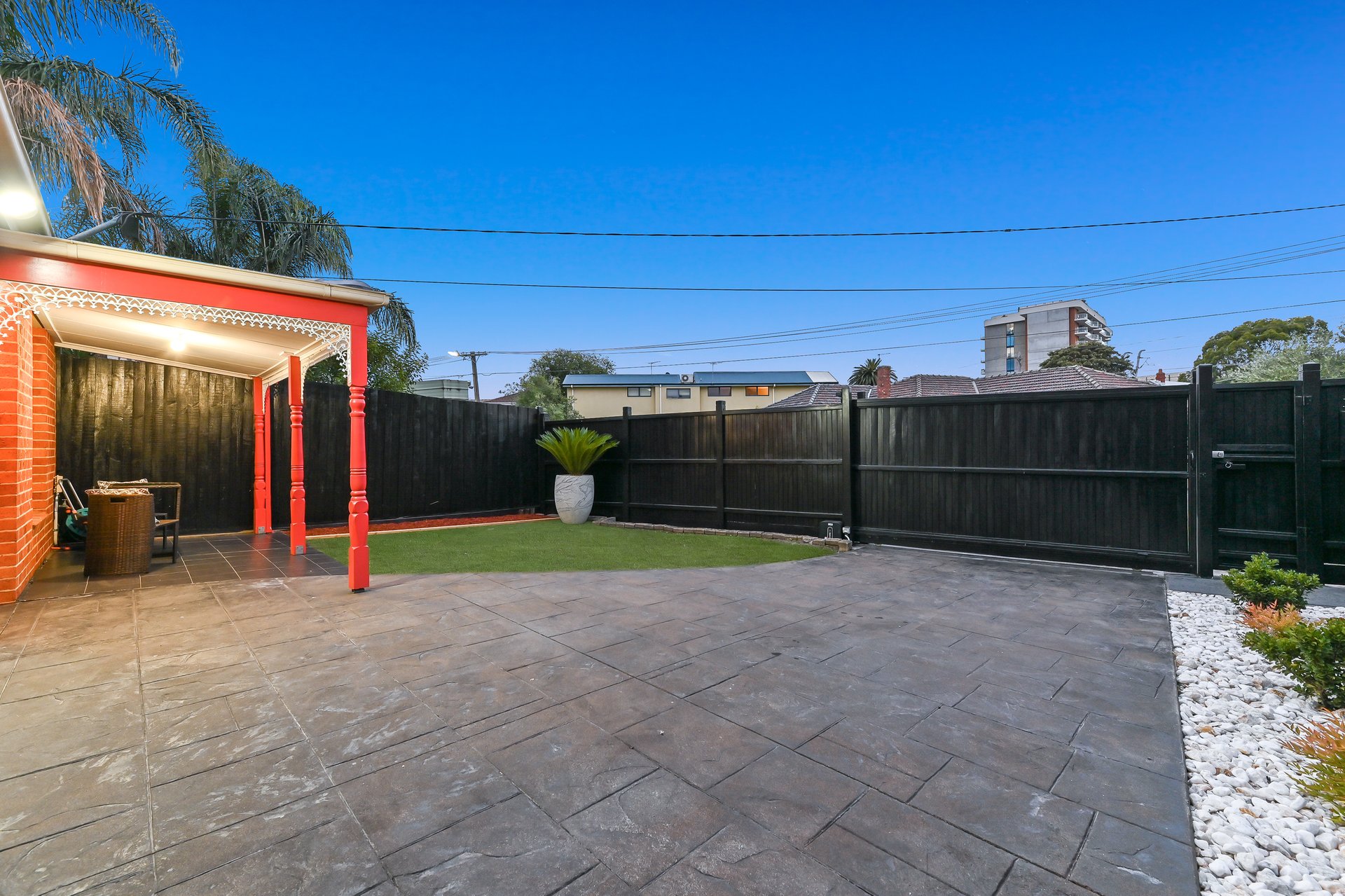 44 Toolambool Road, Carnegie image 2