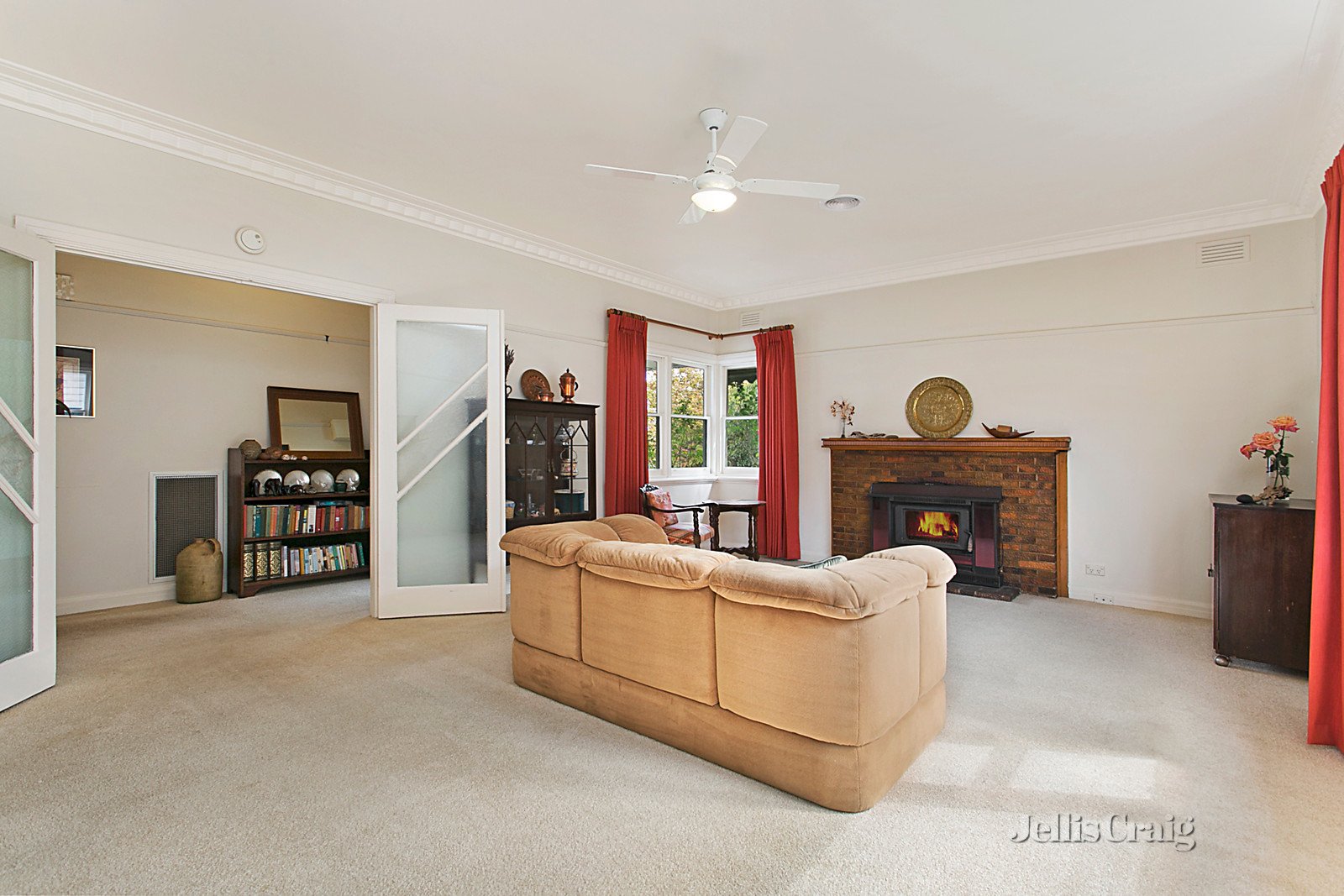 44 Wedge Street, Kyneton image 2