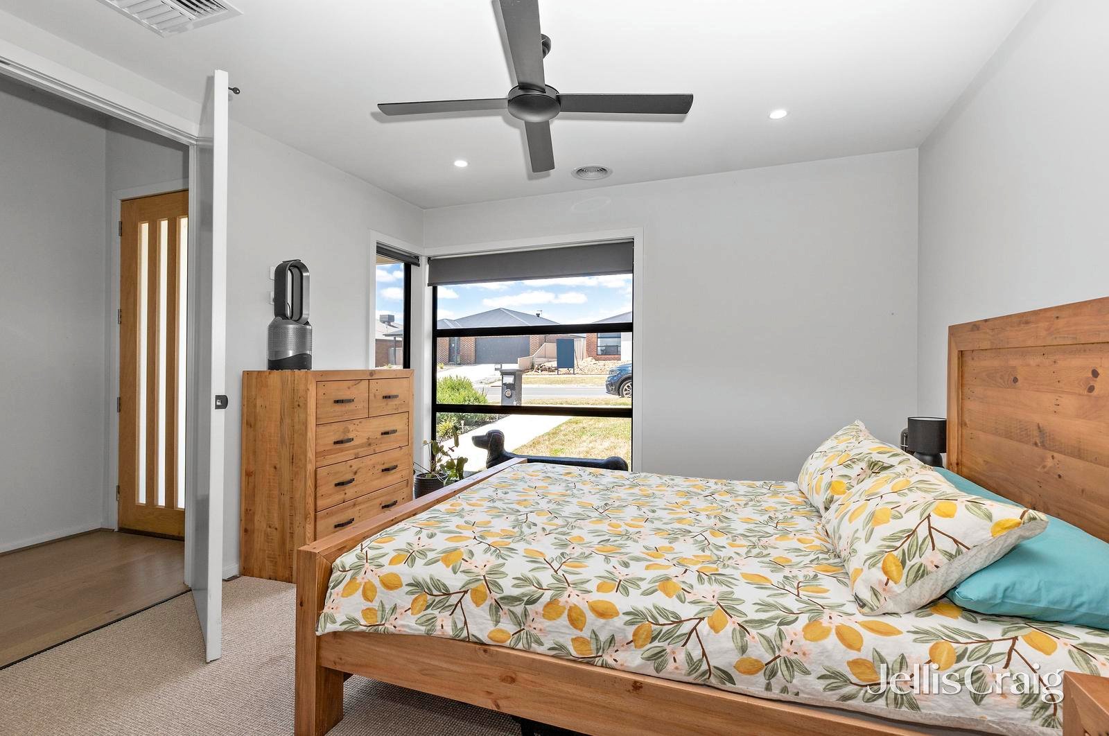44 Wedge Tail Drive, Winter Valley image 4