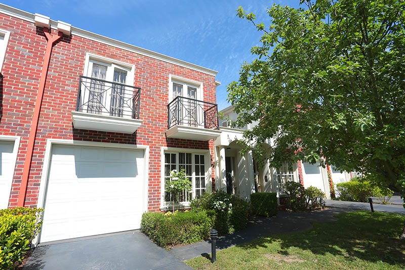 4/40 Cootamundra Crescent, Blackburn image 1