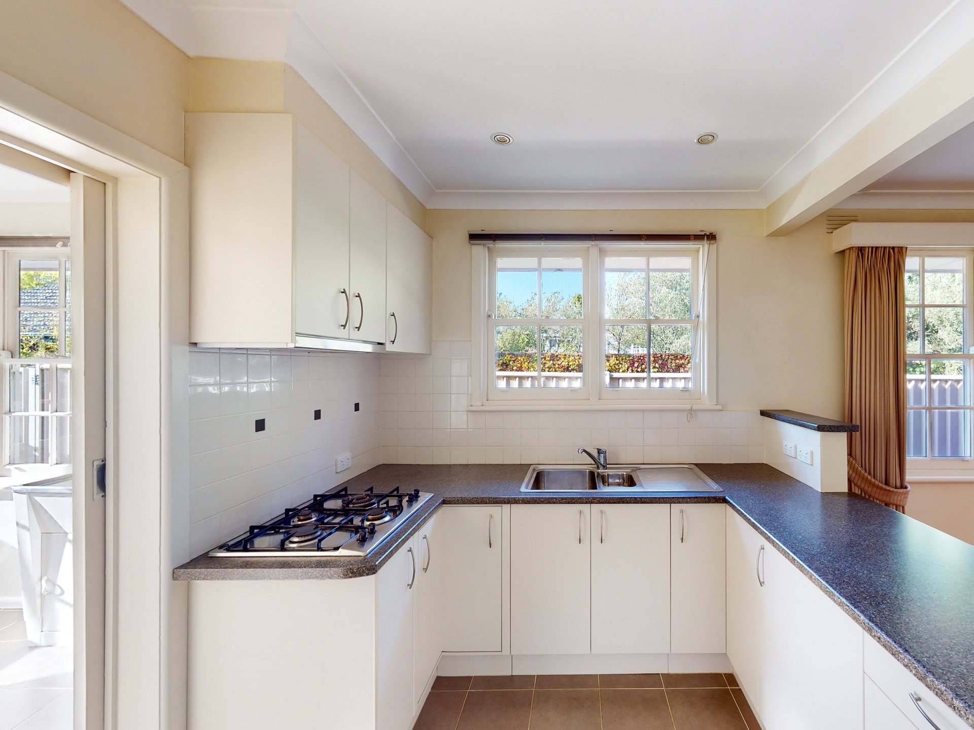 4/40 Rowland Street, Kew image 6