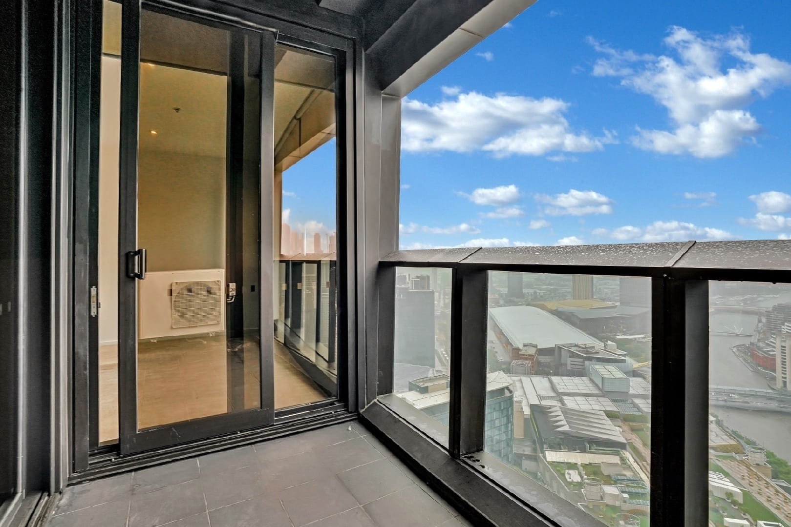 4405/35 Queens Bridge Street, Southbank image 11
