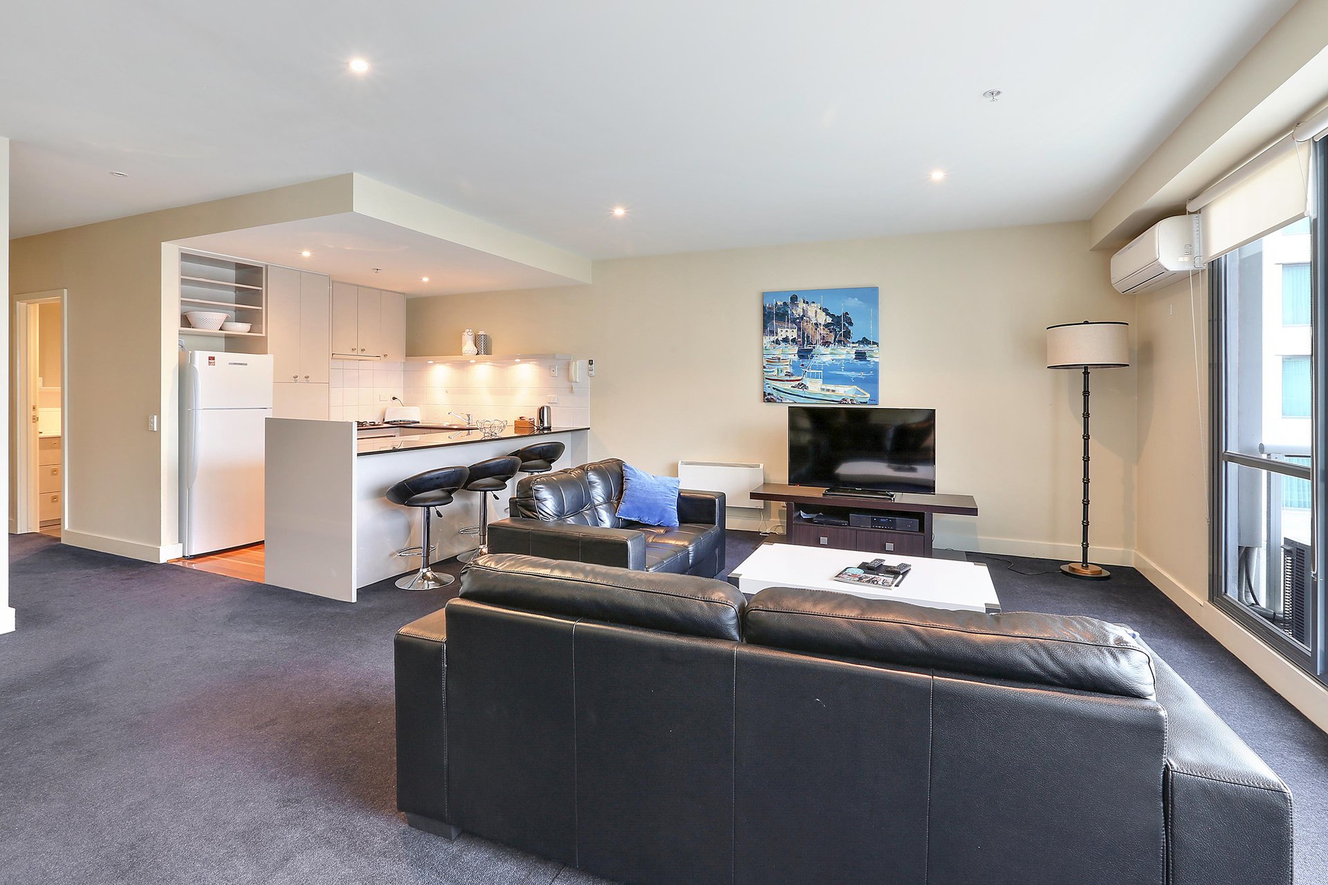 4408/4 Yarra Street, Geelong image 4