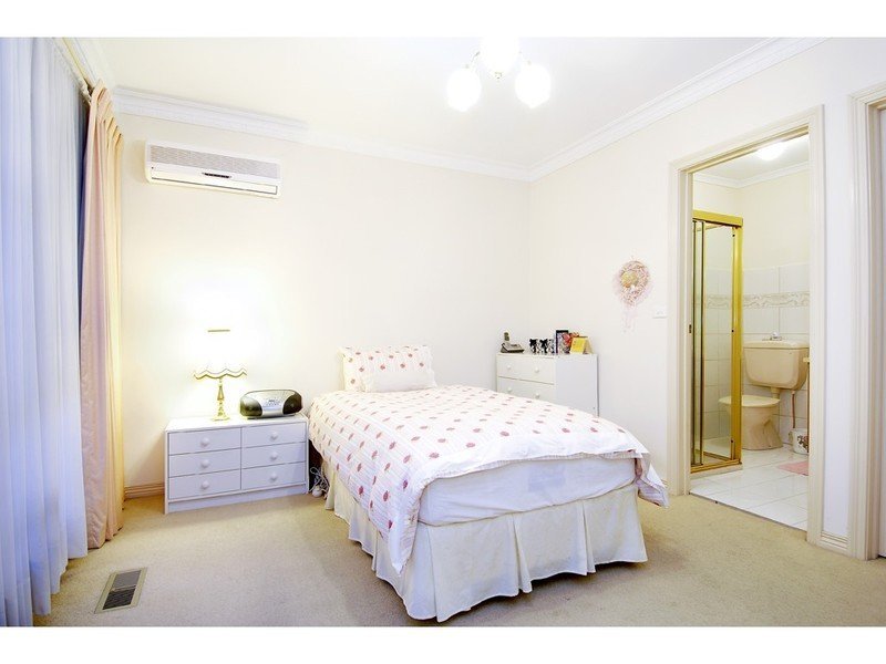 4/41-43 Banool Road, Balwyn image 6