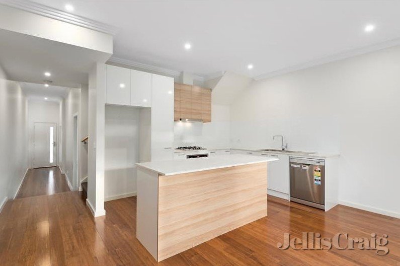 4/41 Devonshire Road, Watsonia image 2