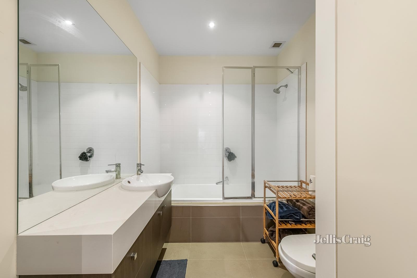 4/41 Nimmo Street, Essendon image 5