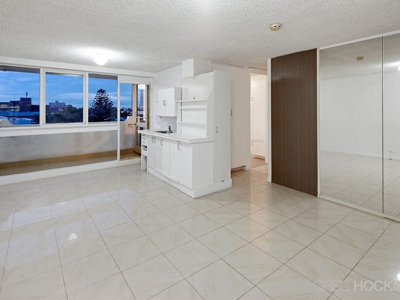 44/189 Beaconsfield Parade, Middle Park image 5