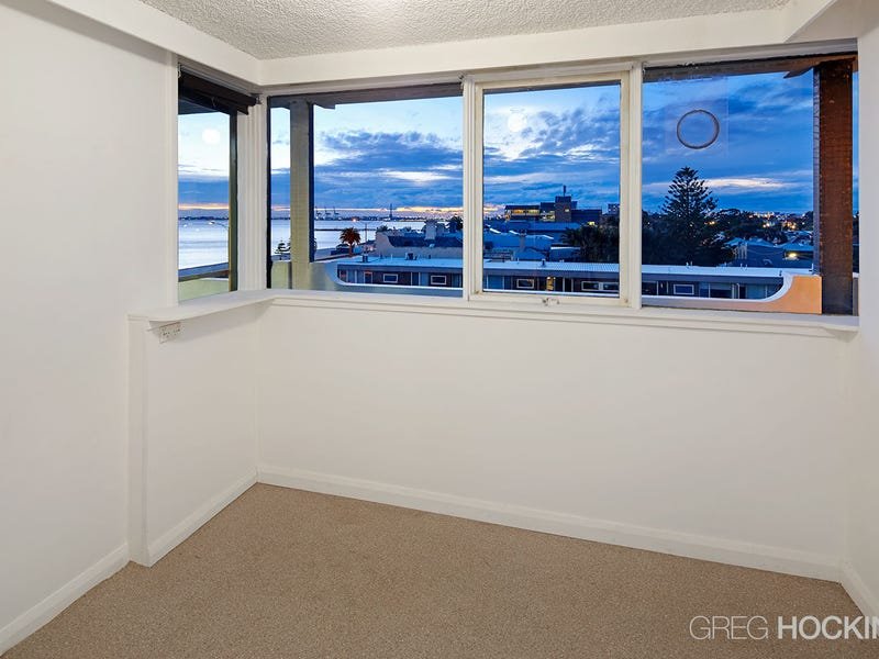44/189 Beaconsfield Parade, Middle Park image 9