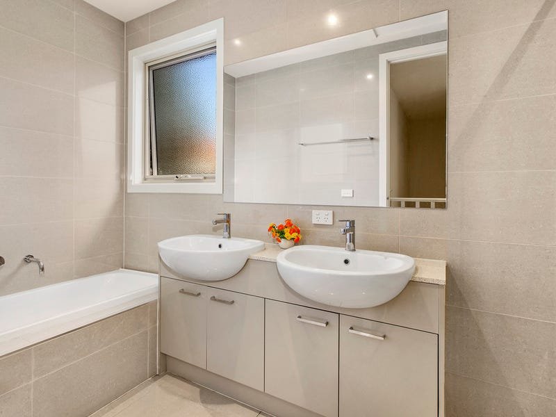 Property Gallery Thumbnail 7