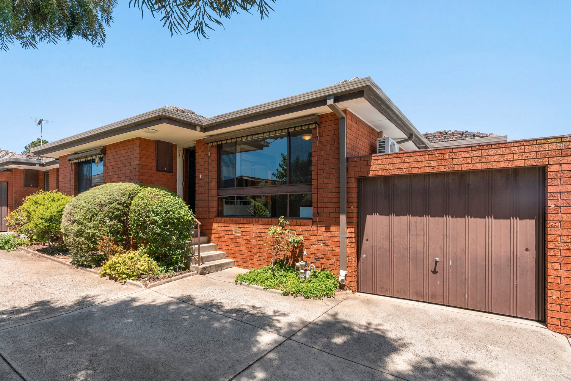 Property Gallery - Main Image