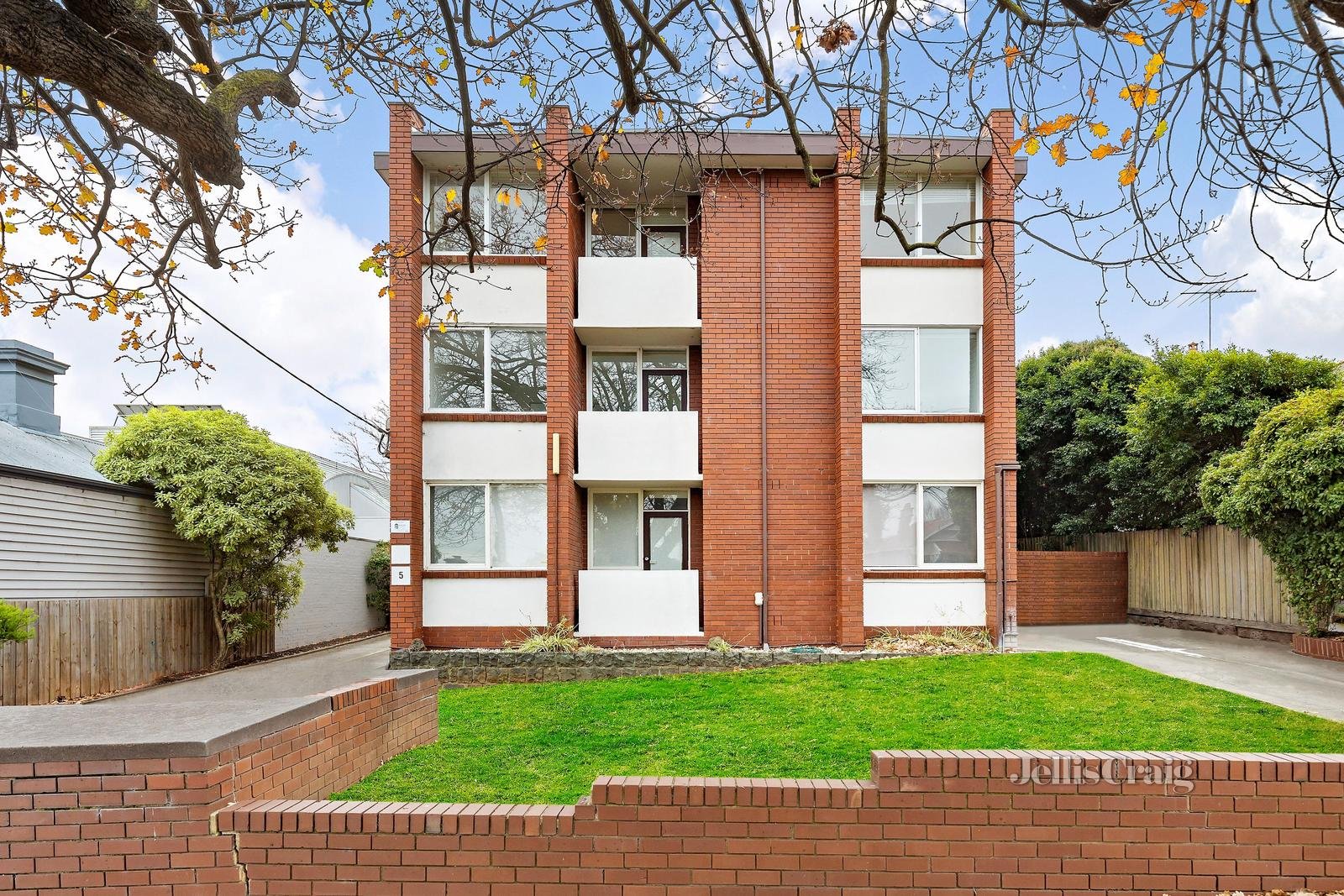 4/42 The Parade, Ascot Vale image 6