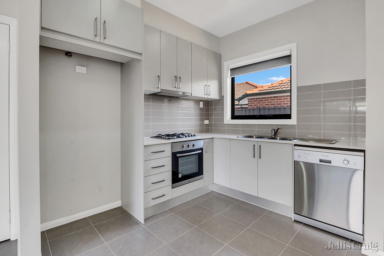 4/43 Danin Street, Pascoe Vale image 2