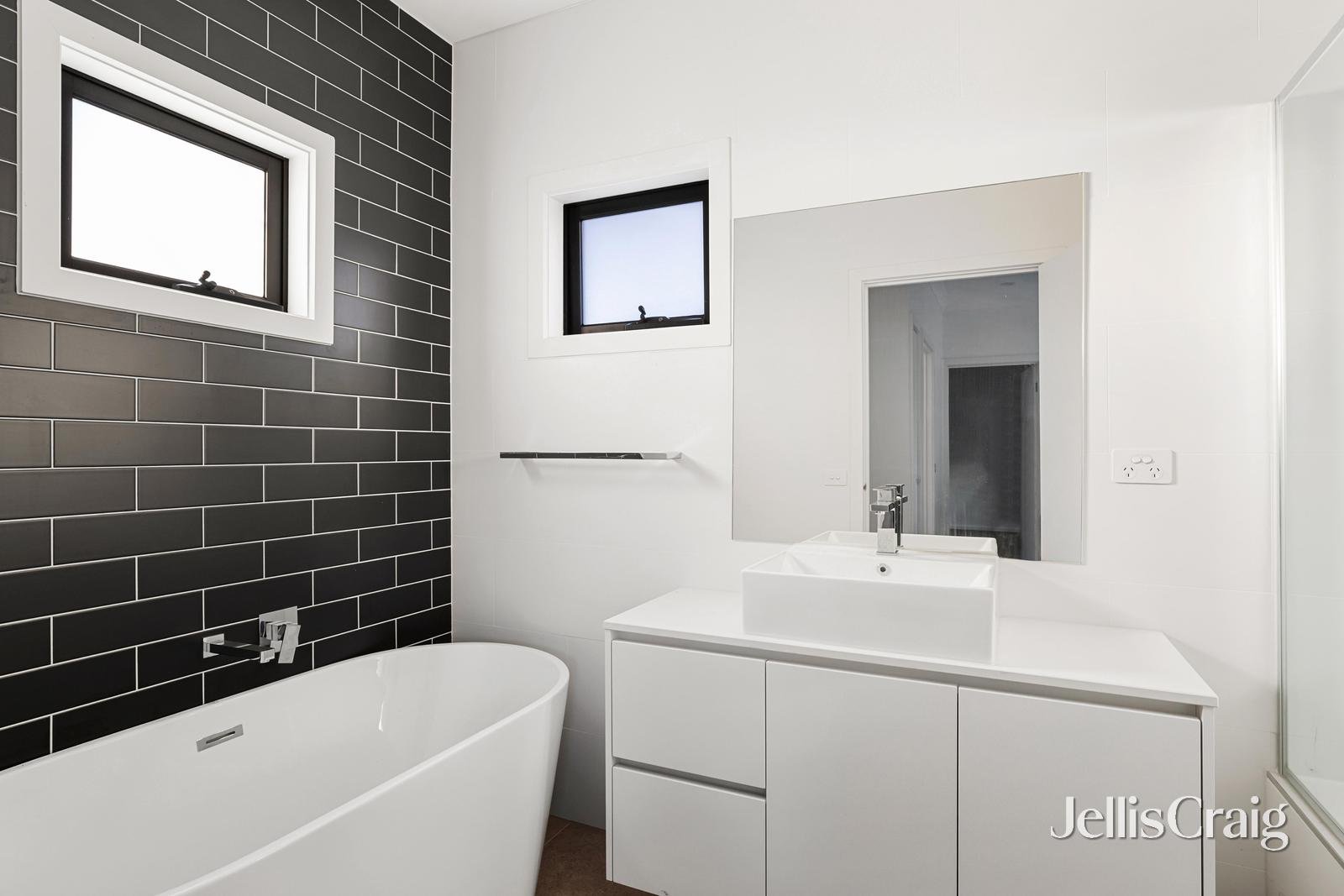4/43 Linden Avenue, Ivanhoe image 8