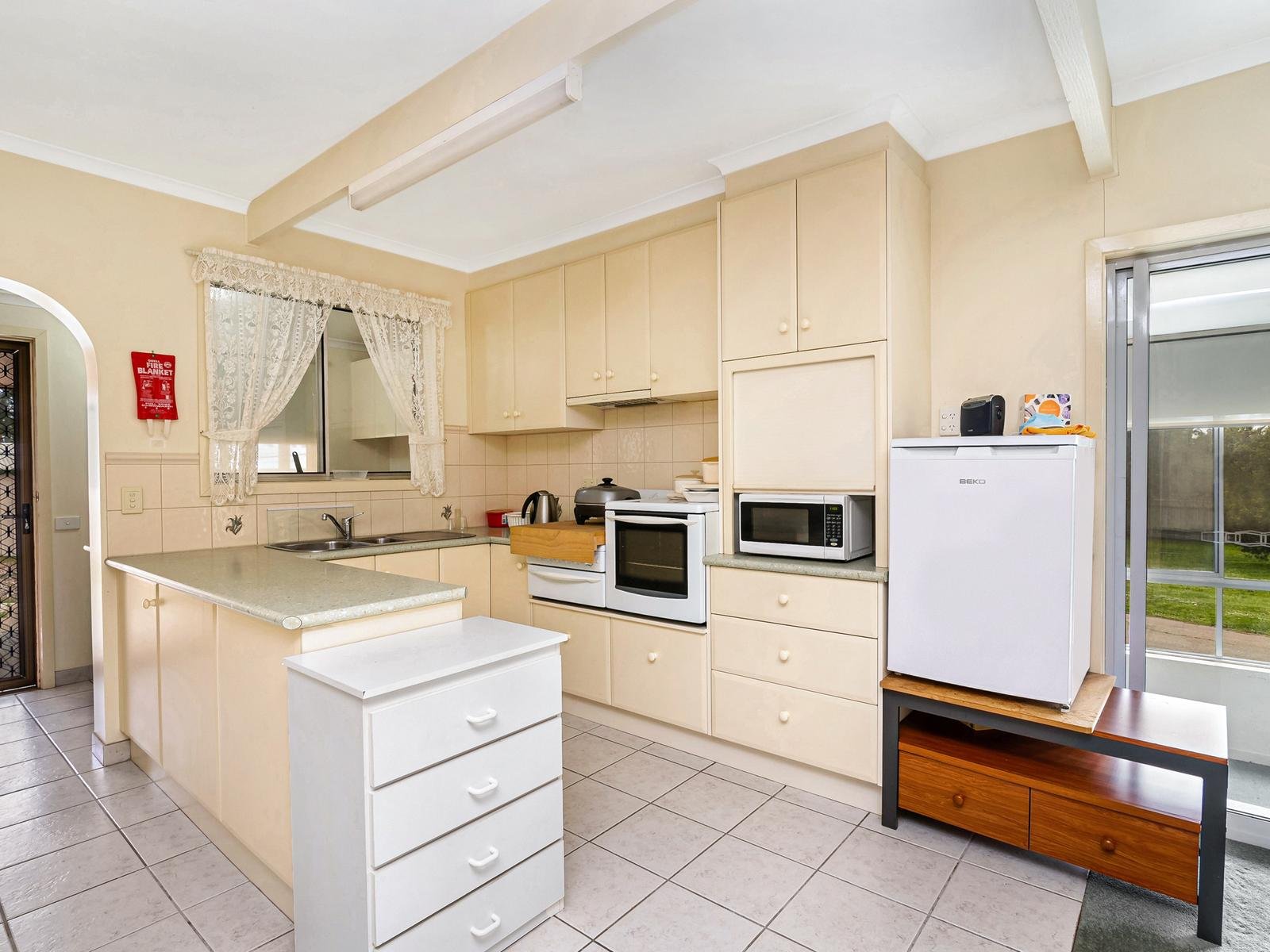 4/43 William Street, Castlemaine image 3