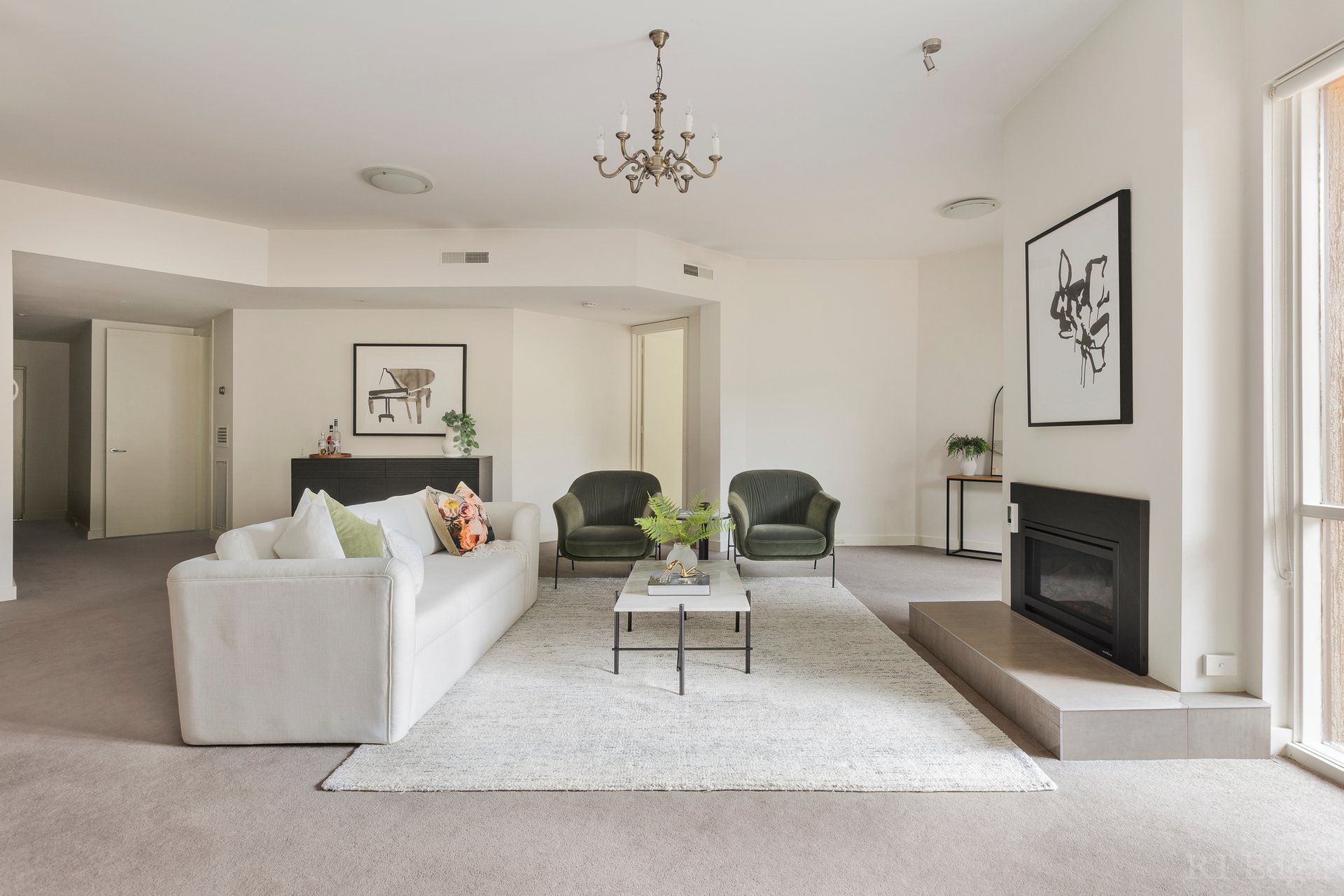 Property Gallery Thumbnail 4
